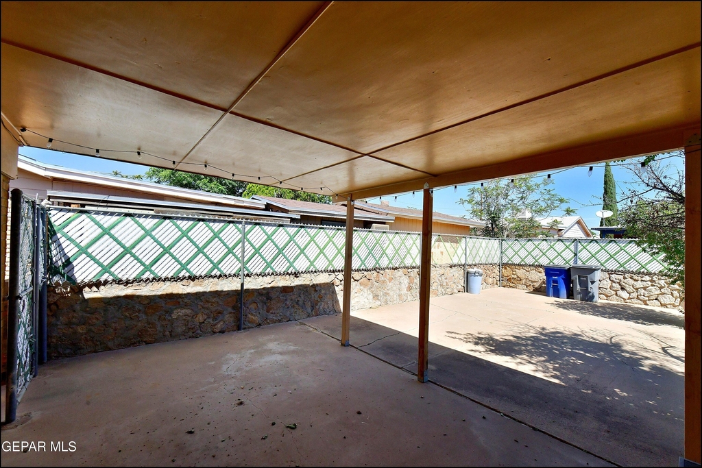 5613 Creston Avenue - Photo 34