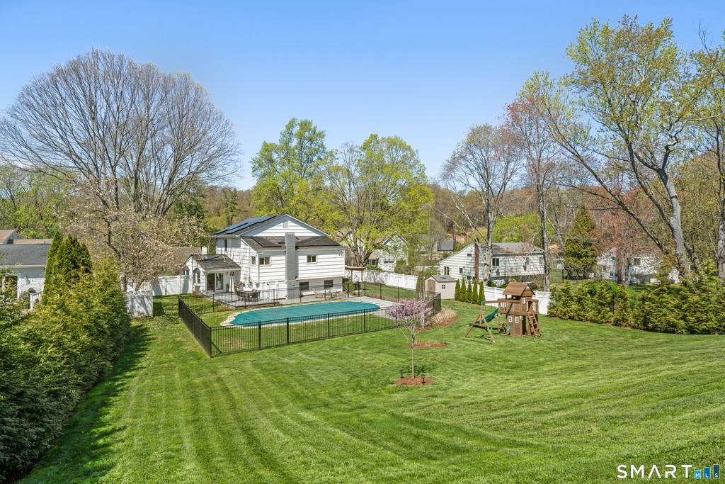 11 Guyer Road - Photo 2