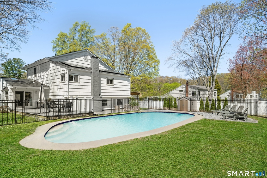 11 Guyer Road - Photo 3
