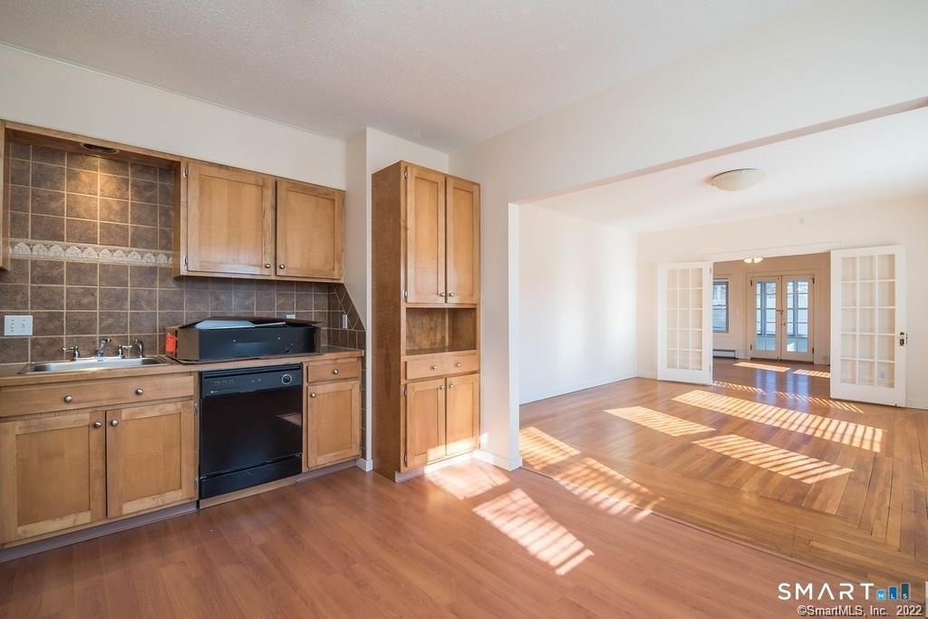 2 Pleasant Street - Photo 6