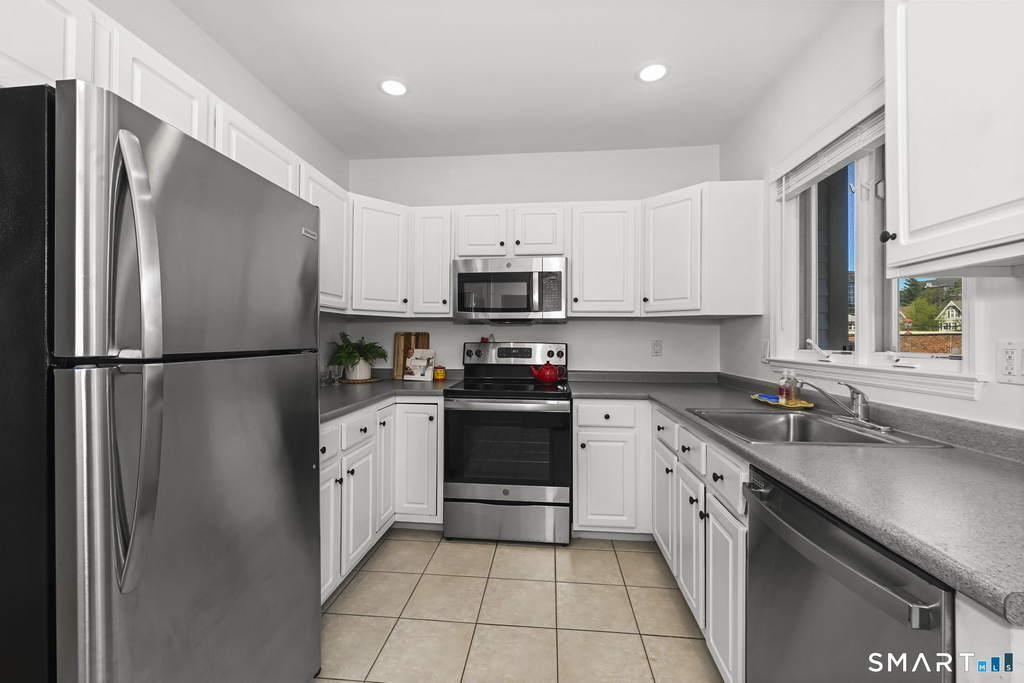 17 Dolsen Place - Photo 7