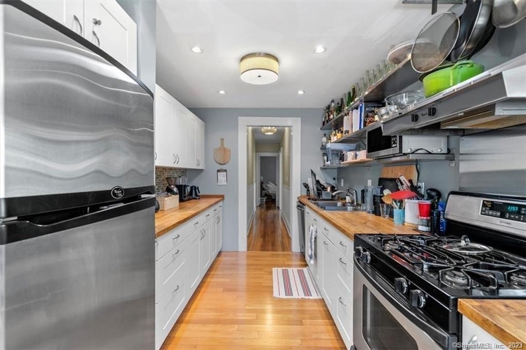 842 Edgewood Avenue - Photo 6