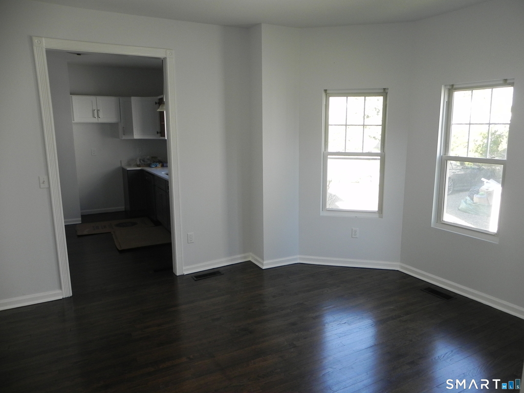 10 Hawkins Avenue - Photo 3