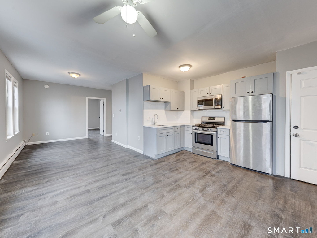109 Grove Street - Photo 12