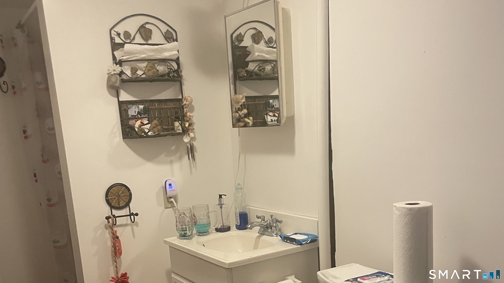 260 Grand Street - Photo 10