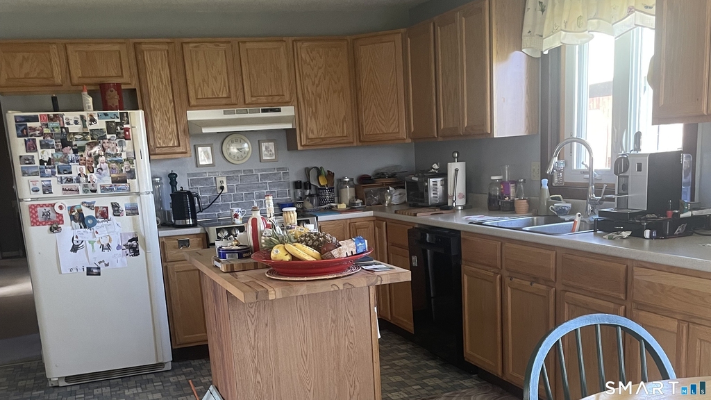 260 Grand Street - Photo 2