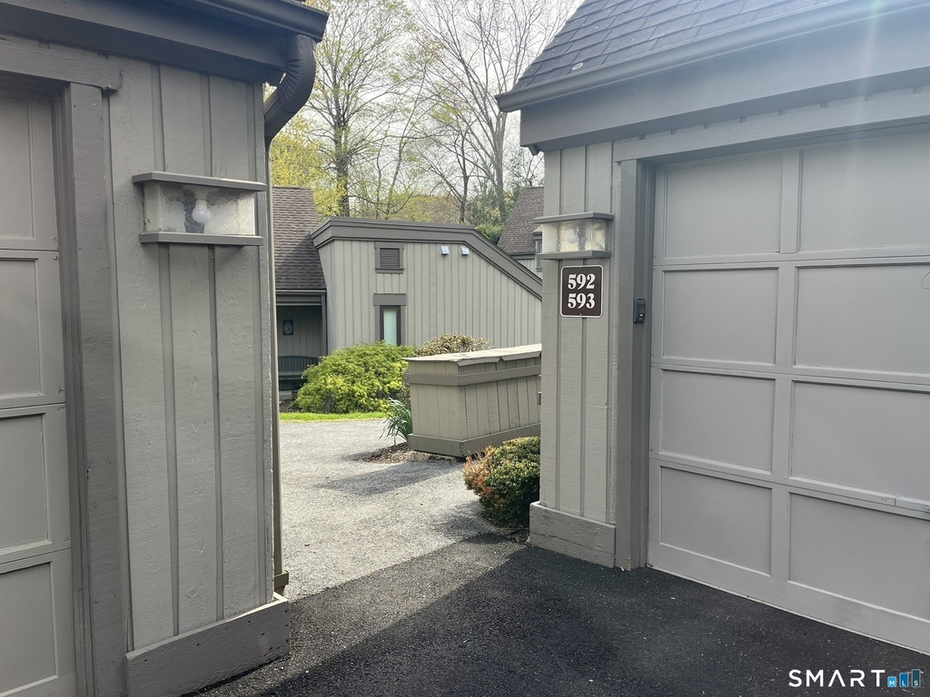 593 Heritage Village - Photo 0