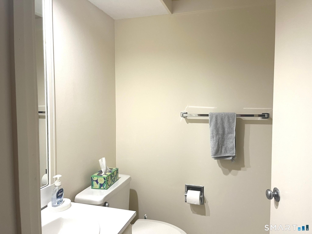 593 Heritage Village - Photo 5