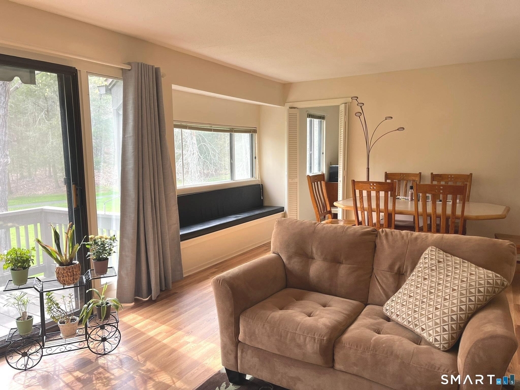 593 Heritage Village - Photo 2