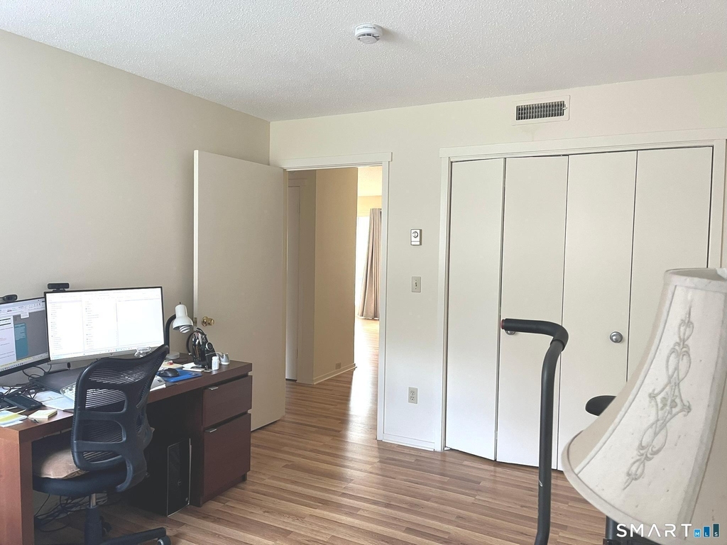 593 Heritage Village - Photo 6