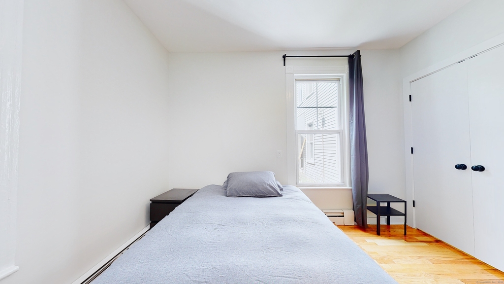86 Edwards Street - Photo 17
