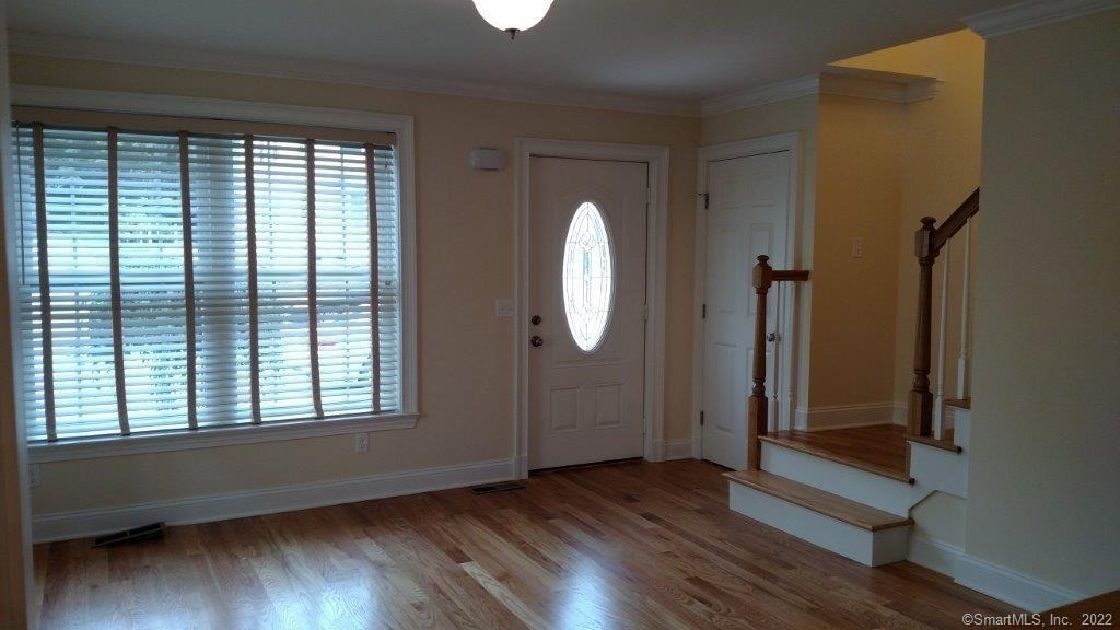 1 Hamilton Street - Photo 2