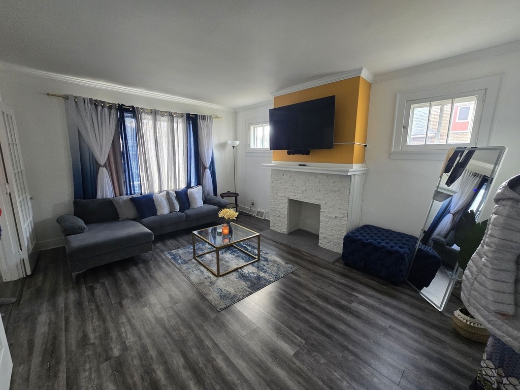 351 W 12th Avenue - Photo 3