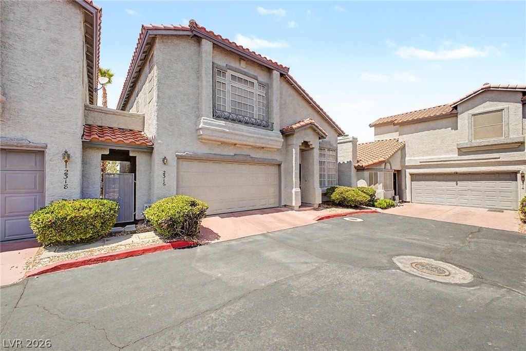 2316 Ramsgate Drive - Photo 1