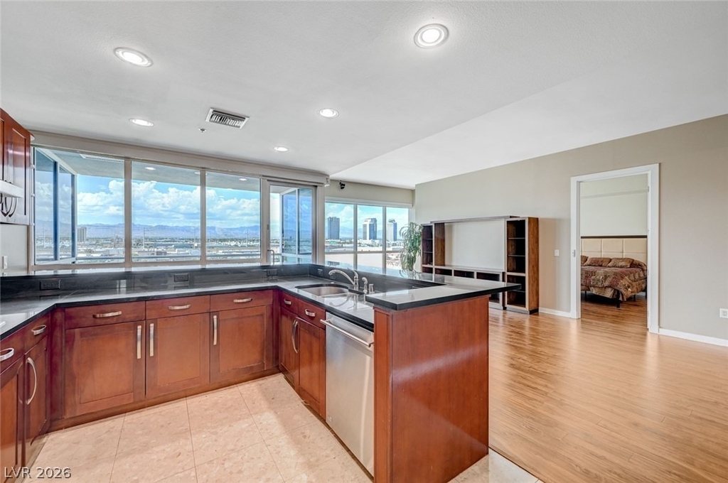 4575 Dean Martin Drive - Photo 7