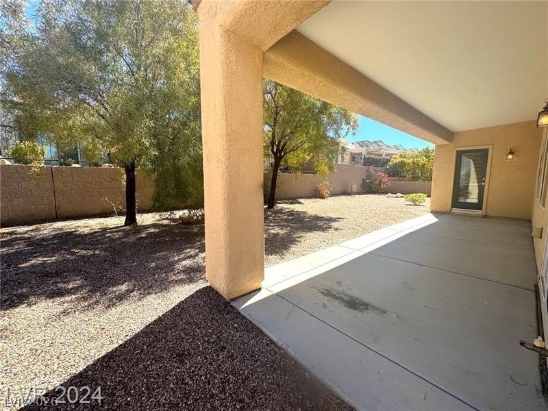 2240 Shadow Canyon Drive - Photo 25