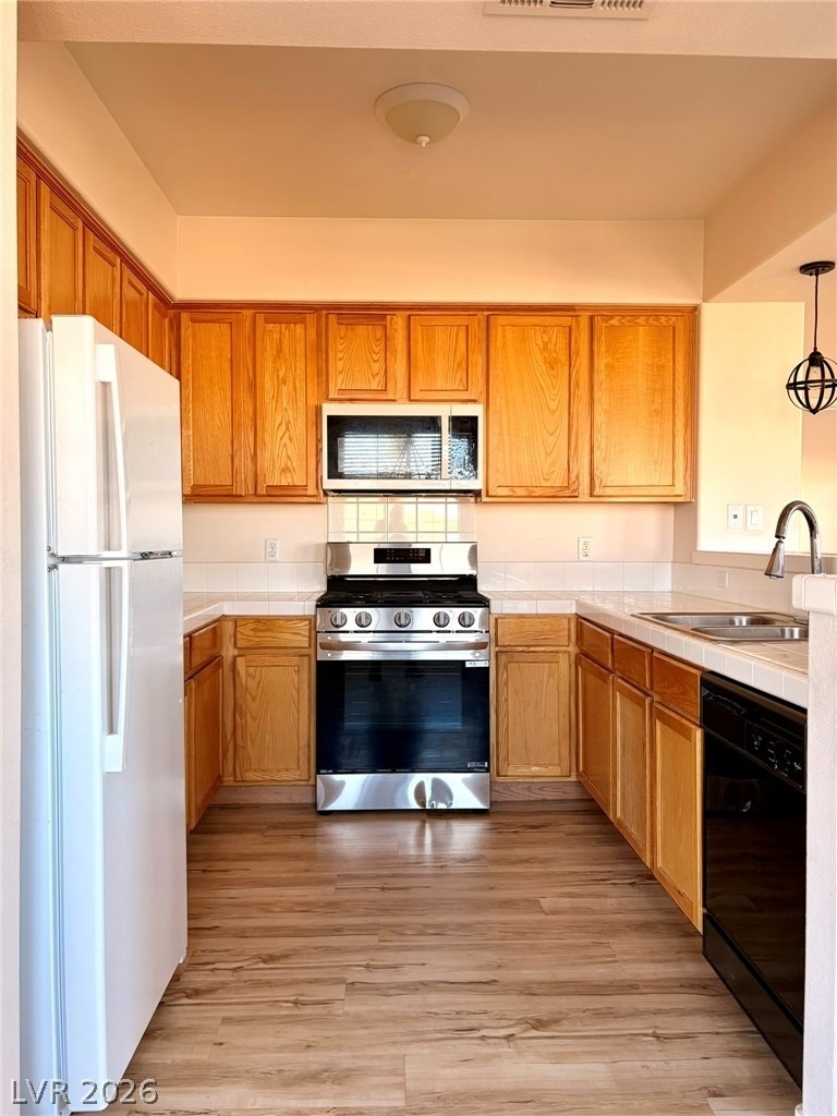9901 Trailwood Drive - Photo 13
