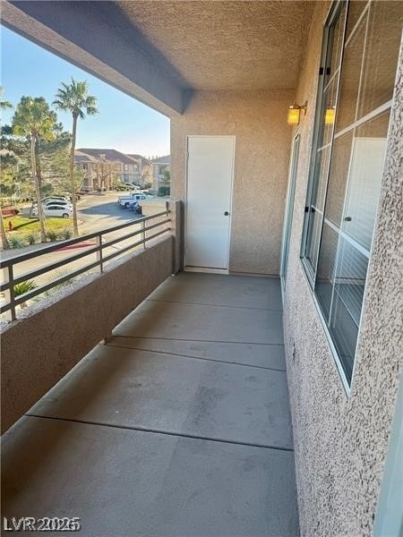 9901 Trailwood Drive - Photo 3