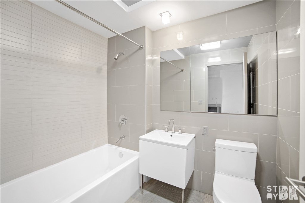 172 Montague Street - Photo 7