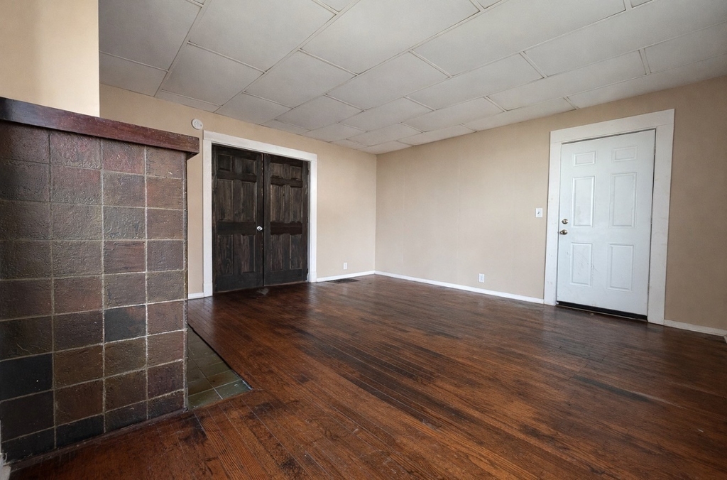 274 Chenango St - Photo 5