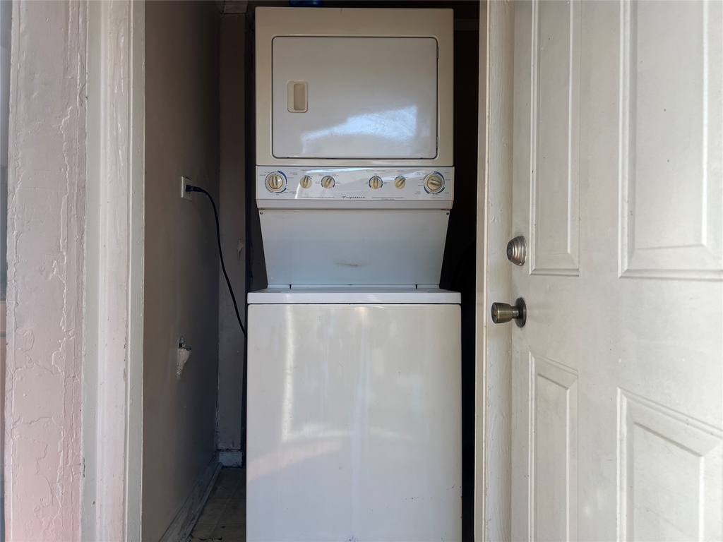 274 Chenango St - Photo 11