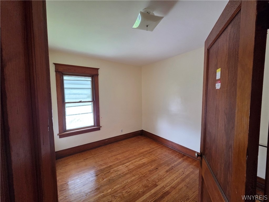 96 Academy Road - Photo 5