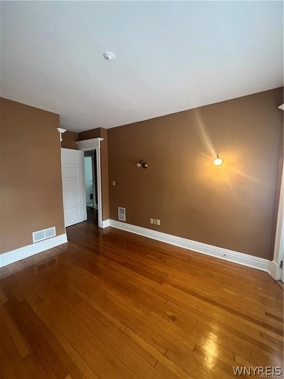 543 Potomac Avenue - Photo 5
