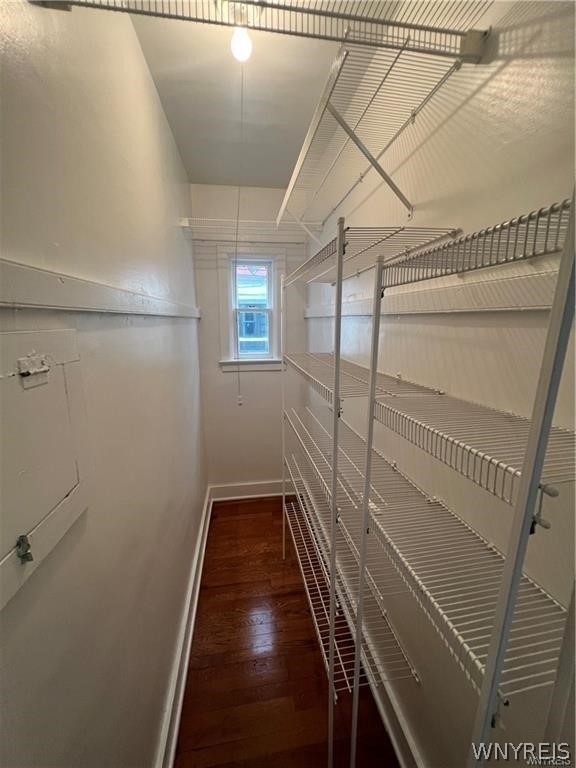 543 Potomac Avenue - Photo 11
