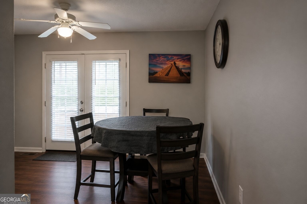 3168 Nectarine Circle - Photo 4
