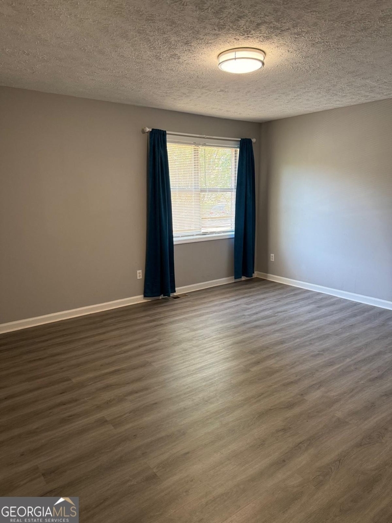 1020 Dassow Court - Photo 15