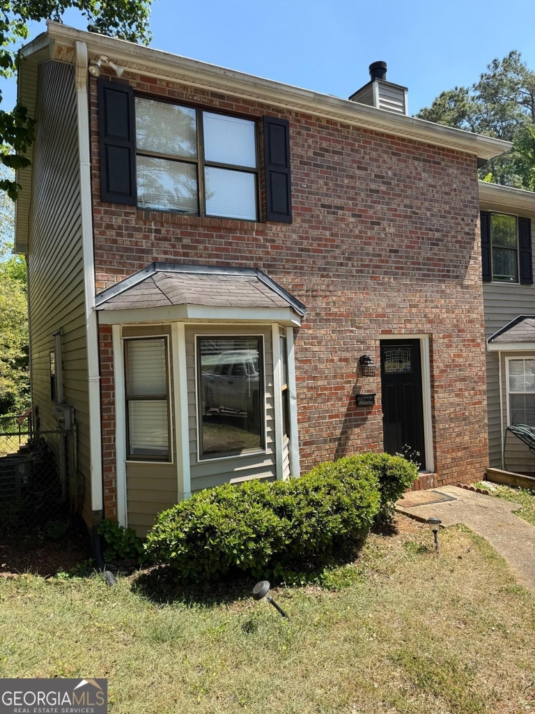 1020 Dassow Court - Photo 1