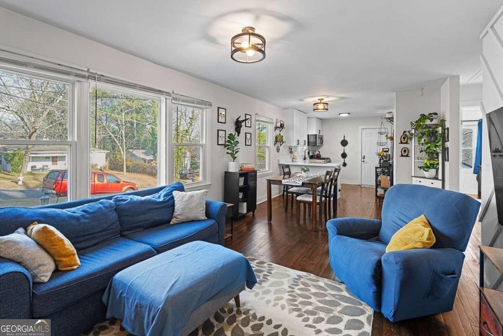3418 Louise Street - Photo 4