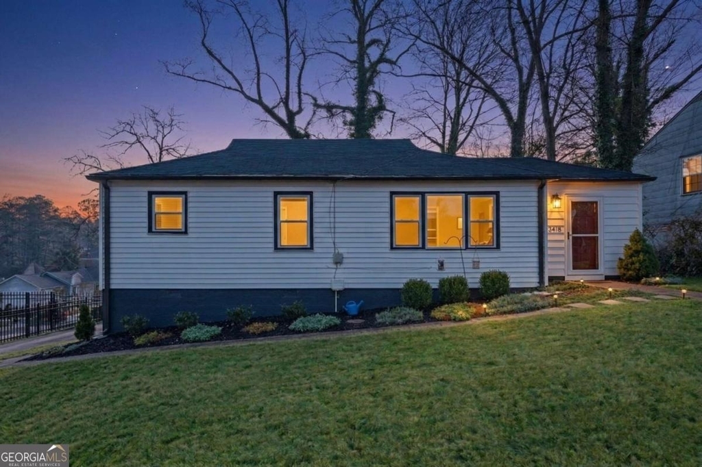3418 Louise Street - Photo 0