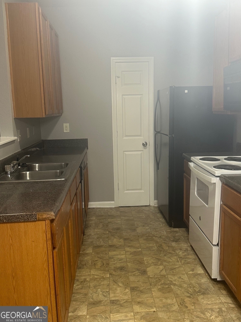 293 Brookview Drive - Photo 8