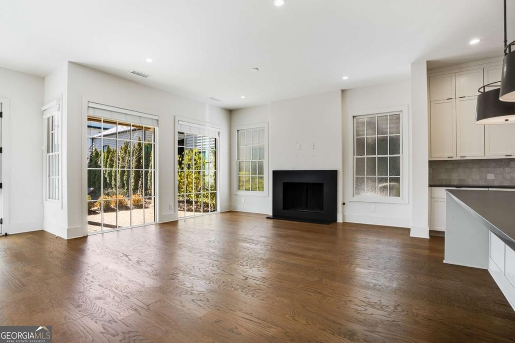 160 4th Street - Photo 6