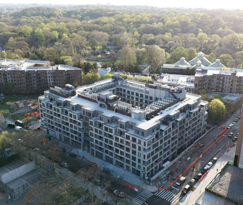 960 Franklin Avenue - Photo 12