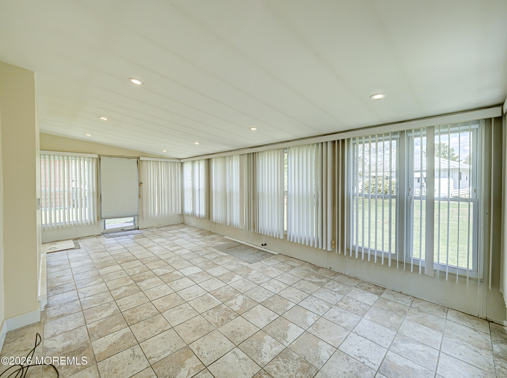 59 Guadeloupe Drive - Photo 19