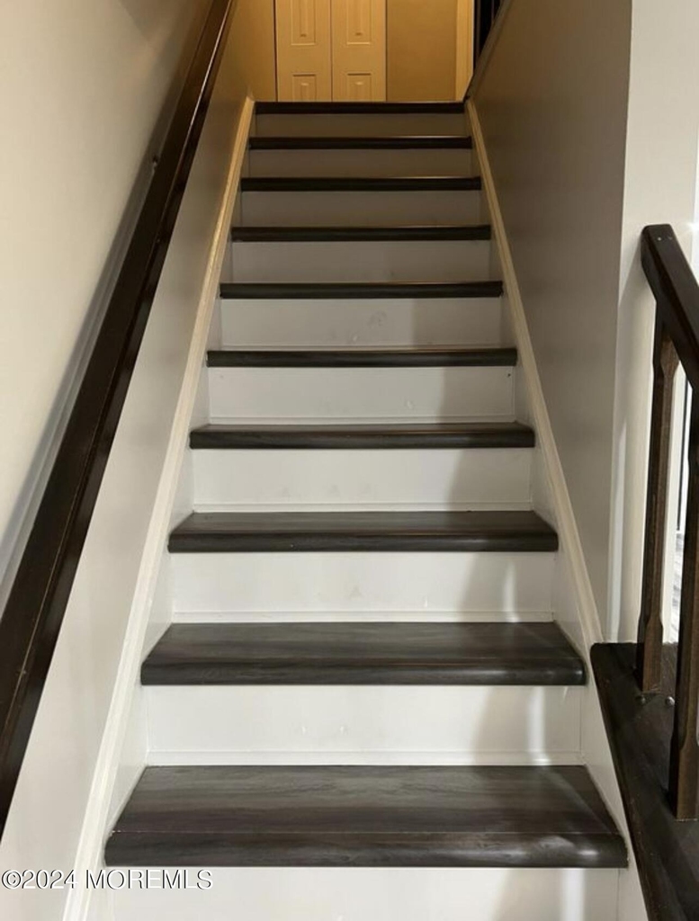 254 Bromley Place - Photo 10