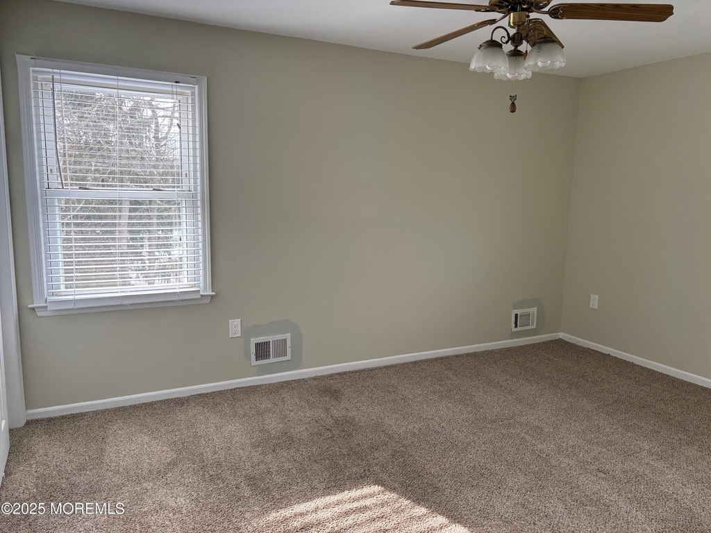 148 Bayshore Drive - Photo 15
