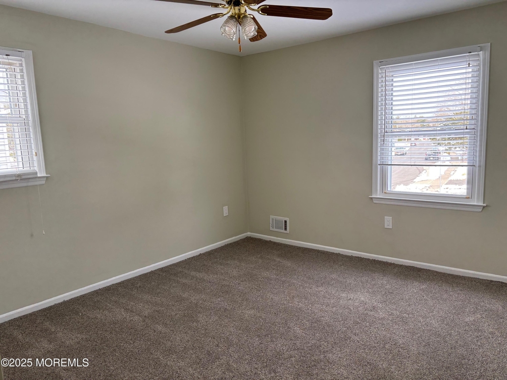 148 Bayshore Drive - Photo 16