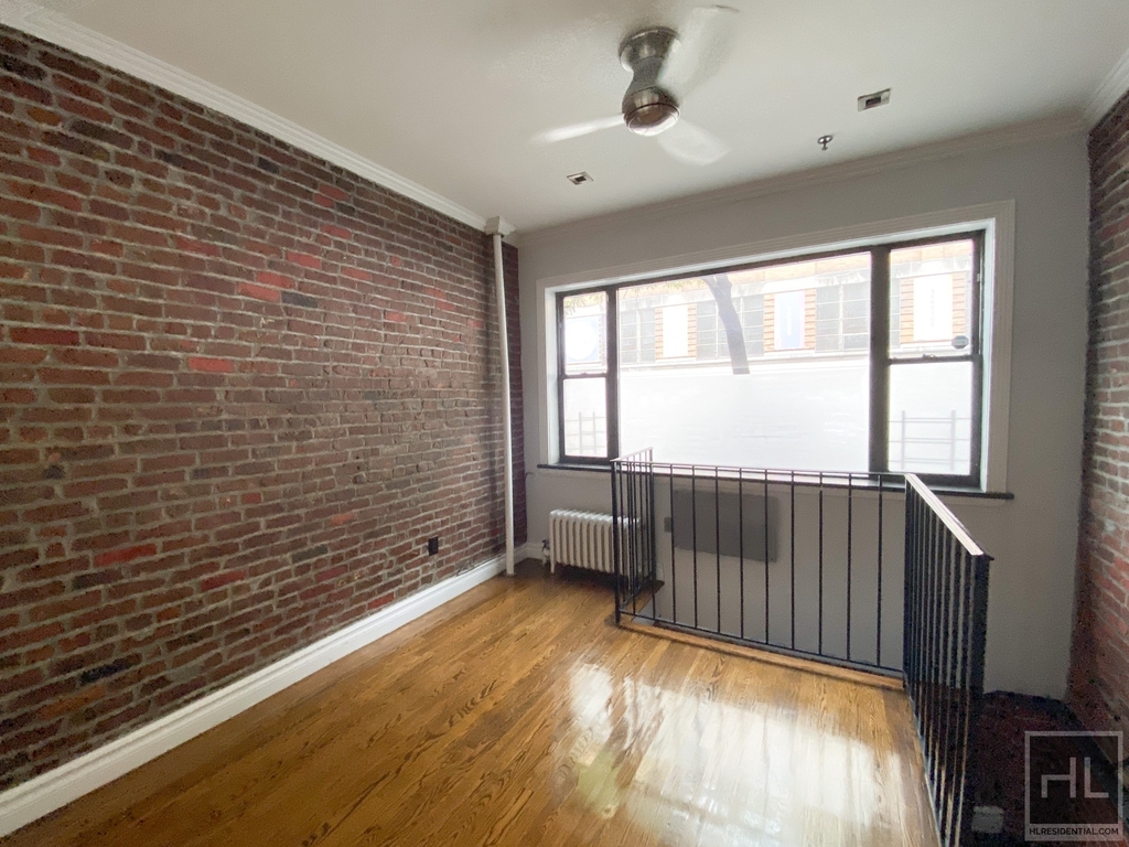 East 13th Street - Photo 2
