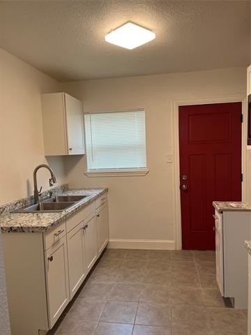 2915 Falls Drive - Photo 2