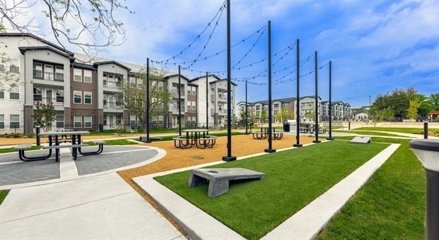 4600 E Mckinney Street - Photo 5