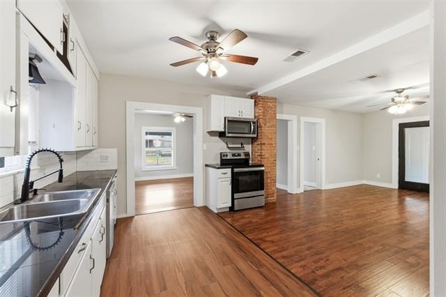 405 College Street - Photo 9