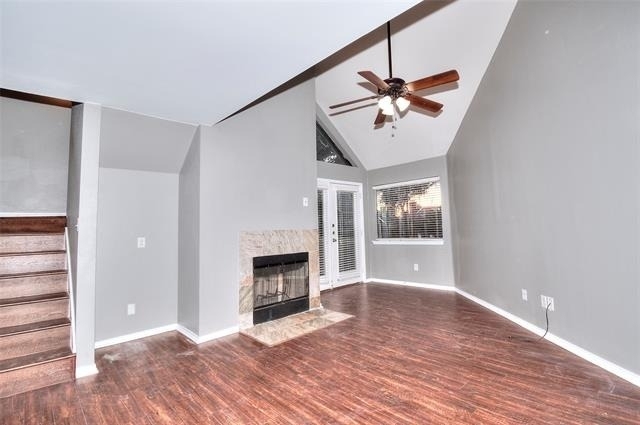 9831 Walnut Street - Photo 0