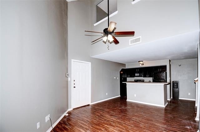 9831 Walnut Street - Photo 17
