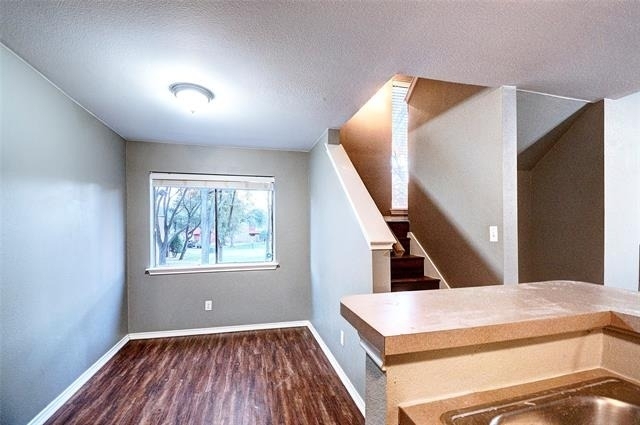 9831 Walnut Street - Photo 15