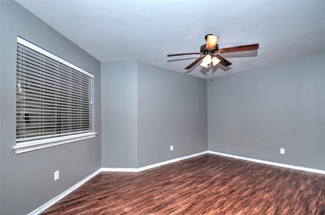 9831 Walnut Street - Photo 5