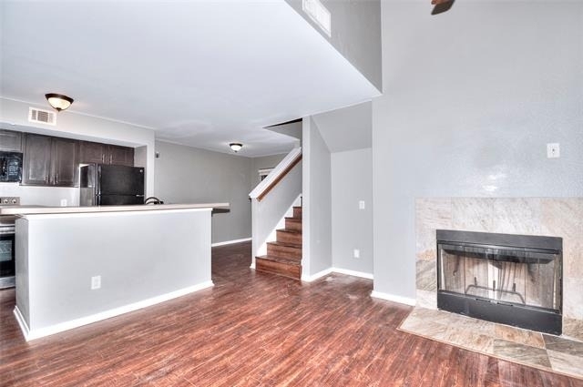 9831 Walnut Street - Photo 3