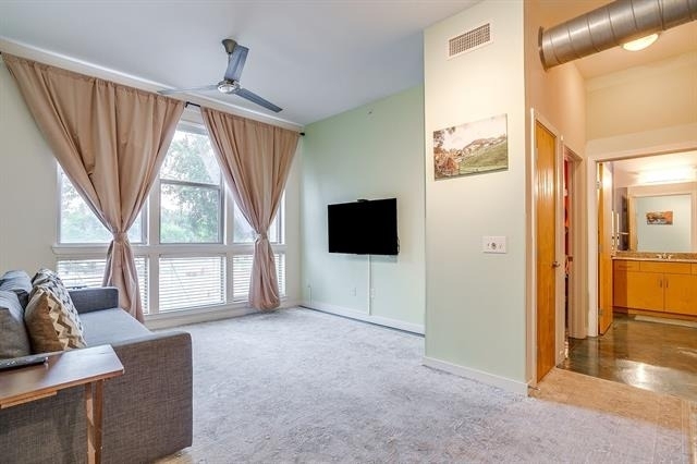 201 W Lancaster Avenue - Photo 8